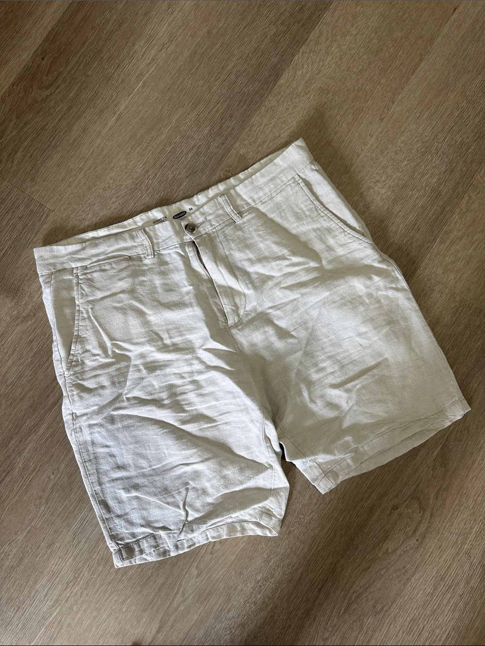 Old Navy Men's Cream Flat-Front Linen-Blend Shorts